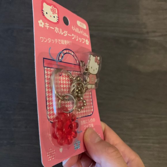 VINTAGE 1997 UNOPENED HELLO KITTY KEYCHAIN - Picture 5 of 8